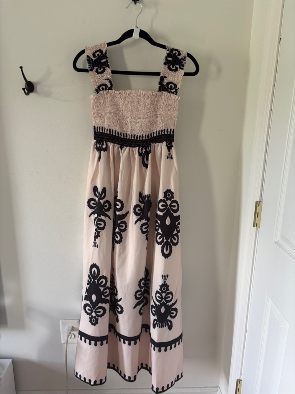 Black and white dress